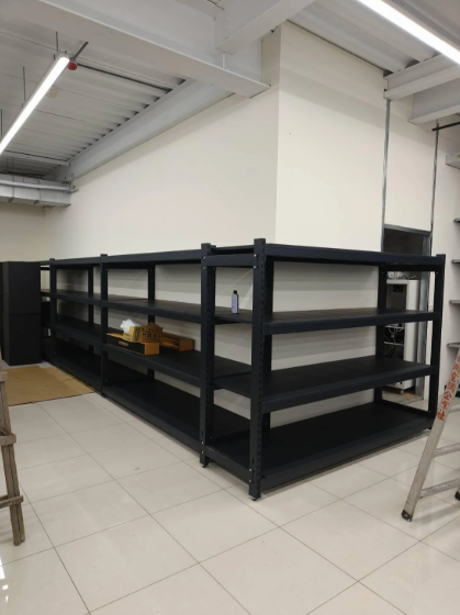 Heavy-duty Shelves